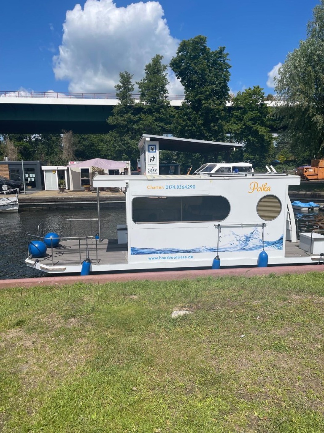 Hausboot Polka – Außenansicht